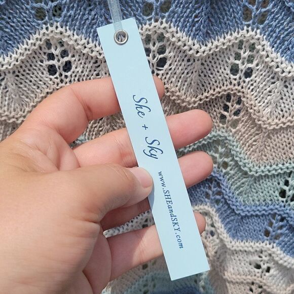 She + Sky zigzag stripe sweater size M/L - Picture 4 of 6